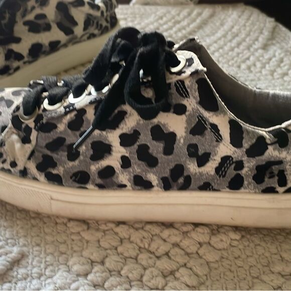 Matisse Black and White Animal Print Sneakers - Picture 5 of 6